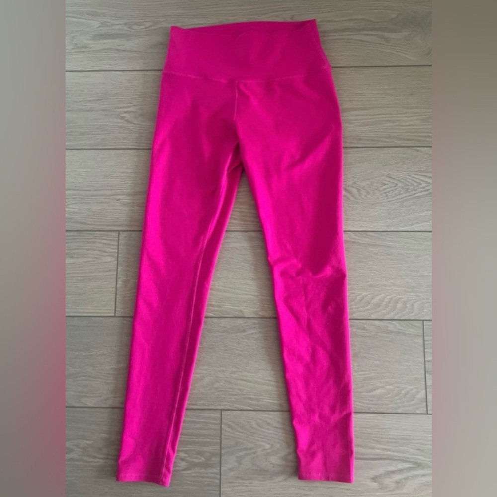 ALO Yoga High-Waist Hot Pink Leggings